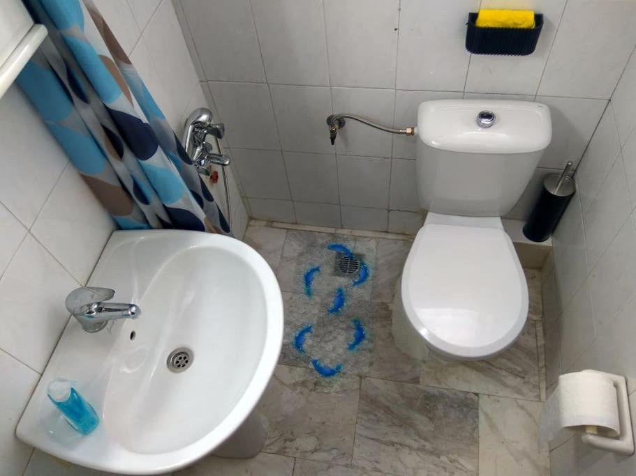 Tiny Loft In The Heart Of Thessaloniki,17 Square Meters,on The Terrace Of The Building Apartment *