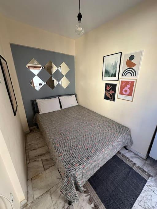 Tiny Loft In The Heart Of Thessaloniki,17 Square Meters,on The Terrace Of The Building Apartment *